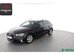 Schwarz (metallic) Gebraucht 2019 Audi A3 Advanced Limousine | 18.740 € (Superpreis)