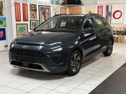 Grau Gebraucht 2021 Hyundai Bayon Select SUV | 15.500 €