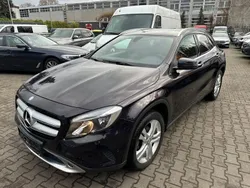 Mercedes GLA220