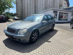 Grau Gebraucht 2004 Mercedes C200 Kombi | 2.190 € (Fairer Preis)
