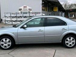 Silber Gebraucht 2004 Ford Mondeo Limousine | 2.000 € (Fairer Preis)