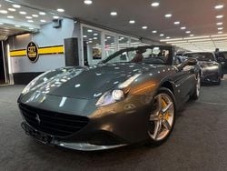 Grau Gebraucht 2016 Ferrari California Cabrio | 114.900 € (Teuer)