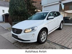 Weiß Gebraucht 2015 Volvo XC60 Summum SUV | 12.900 € (Superpreis)