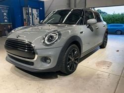 Grau Gebraucht 2021 Mini Cooper Classic Kleinwagen | 19.900 € (Guter Preis)