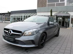 Grau Gebraucht 2015 Mercedes A180 Urban Limousine | 13.600 € (Fairer Preis)