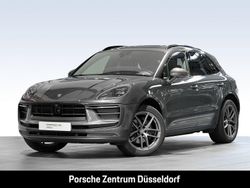 Grau Gebraucht 2024 Porsche Macan SUV | 76.900 € (Fairer Preis)