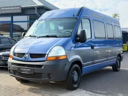 Blau Gebraucht 2009 Renault Master Van | 7.990 € (Etwas zu teuer)
