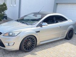 Silber Gebraucht 2007 Ford Focus Limousine | 19.900 €