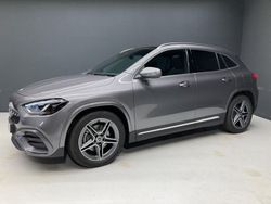Grau Gebraucht 2024 Mercedes GLA200 AMG SUV | 43.950 € (Etwas zu teuer)