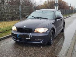 Blau Gebraucht 2007 BMW 118 Kleinwagen | 2.300 € (Guter Preis)