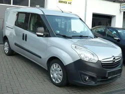 Silber Gebraucht 2012 Opel Combo Van / Kleinbus | 3.900 € (Fairer Preis)