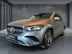 Metalliclack mountaingrau Gebraucht 2024 Mercedes GLA220 Progressive SUV | 44.490 € (Guter Preis)