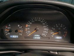 Silber Gebraucht 1999 Mercedes CLK230 Cabrio | 13.500 €