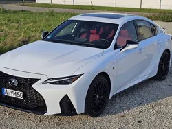 Weiß metallic Gebraucht 2024 Lexus IS-F Limousine | 86.800 €