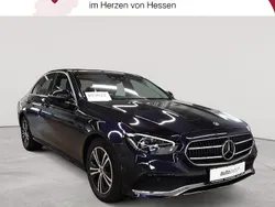 Nautikblau metallic Gebraucht 2022 Mercedes E220 Avantgarde Limousine | 38.090 € (Guter Preis)