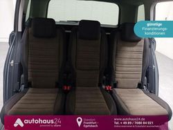 Grau Gebraucht 2022 VW Touran Highline Van / Kleinbus | 26.970 € (Fairer Preis)