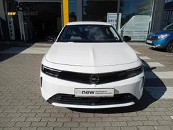 Weiß Gebraucht 2023 Opel Astra Enjoy Limousine | 18.480 € (Superpreis)