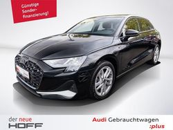 Mythosschwarz metallic Gebraucht 2025 Audi A3 Advanced Plus Limousine | 28.975 €