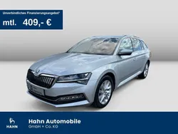 Brilliantsilber metallic met. Gebraucht 2023 Skoda Superb Style Kombi | 31.930 € (Etwas zu teuer)