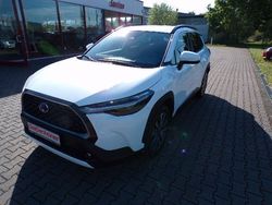 Weiß Gebraucht 2024 Toyota Corolla Cross Style SUV | 36.650 € (Etwas zu teuer)