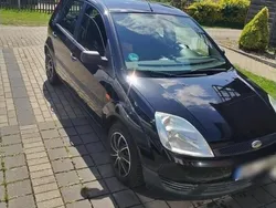 Schwarz Gebraucht 2004 Ford Fiesta Kleinwagen | 1.900 € (Teuer)