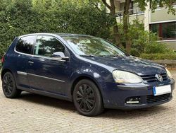 Blau Gebraucht 2004 VW Golf IV Trendline Limousine | 3.500 € (Etwas zu teuer)