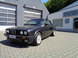 Schwarz Gebraucht 1991 BMW 318 Cabrio | 20.900 €