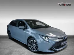 Grau metallic (metallic) Gebraucht 2022 Toyota Corolla Team Kombi | 29.485 € (Etwas zu teuer)