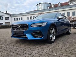 Blau Gebraucht 2018 Volvo V90 R-Design Kombi | 18.700 € (Etwas zu teuer)