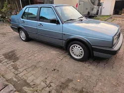 Blau Gebraucht 1991 VW Jetta Limousine | 3.500 €
