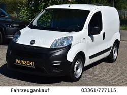 Weiß Gebraucht 2018 Fiat Fiorino Basis Van / Kleinbus | 6.990 € (Etwas zu teuer)