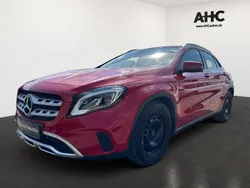 Jupiterrot Gebraucht 2017 Mercedes GLA180 Progressive SUV | 19.490 € (Fairer Preis)