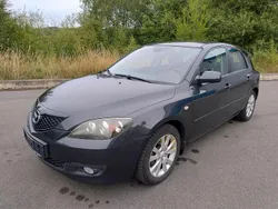 Grau Gebraucht 2007 Mazda 3 Active Limousine | 2.000 € (Etwas zu teuer)