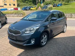 Blau Gebraucht 2013 Kia Carens Vision Van / Kleinbus | 7.490 € (Guter Preis)