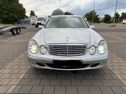 Silber Gebraucht 2002 Mercedes E240 Elegance Limousine | 5.590 € (Fairer Preis)