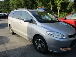 Satinsilber metallic Gebraucht 2006 Mazda 5 Exclusive Van / Kleinbus | 2.500 € (Fairer Preis)
