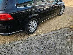 Schwarz Gebraucht 2011 VW Passat Kombi | 4.899 € (Fairer Preis)