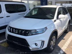 Weiß Gebraucht 2022 Suzuki Vitara Comfort SUV | 22.900 € (Fairer Preis)
