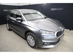 Grau Gebraucht 2023 Skoda Fabia Ambition Limousine | 17.890 € (Guter Preis)