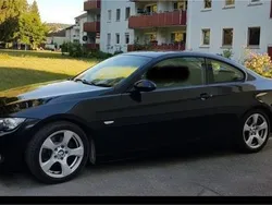 Schwarz Gebraucht 2009 BMW 320 Coupé | 4.800 € (Superpreis)