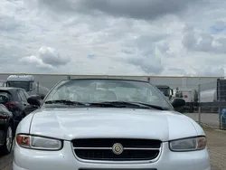Weiß Gebraucht 1998 Chrysler Stratus Cabrio | 1.200 €