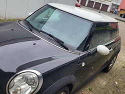 Schwarz Gebraucht 2010 Mini Cooper Kleinwagen | 1.300 €
