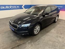 Schwarz Gebraucht 2024 Skoda Octavia Selection Kombi | 27.999 € (Guter Preis)