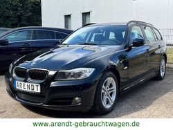 Schwarz Gebraucht 2012 BMW 318 Comfort Edition Kombi | 9.790 € (Etwas zu teuer)