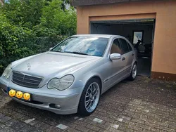 Silber Gebraucht 2004 Mercedes C180 Classic Limousine | 5.000 € (Fairer Preis)