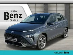 Grau Gebraucht 2024 Hyundai Bayon Trend SUV | 18.890 € (Superpreis)