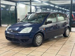 Blau Gebraucht 2002 Ford Fiesta Ambiente Limousine | 950 € (Superpreis)