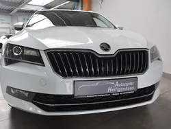 Weiß Gebraucht 2016 Skoda Superb Style Kombi | 15.980 € (Fairer Preis)