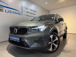Grün Neu 2025 Volvo XC40 Core SUV | 38.490 € (Superpreis)