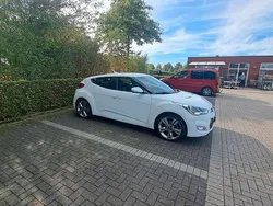 Weiß Gebraucht 2014 Hyundai Veloster Style Kleinwagen | 9.600 € (Etwas zu teuer)